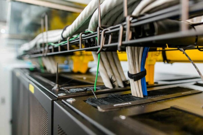 EPS-ITK-Netzwerkverkabelung-Serverraum