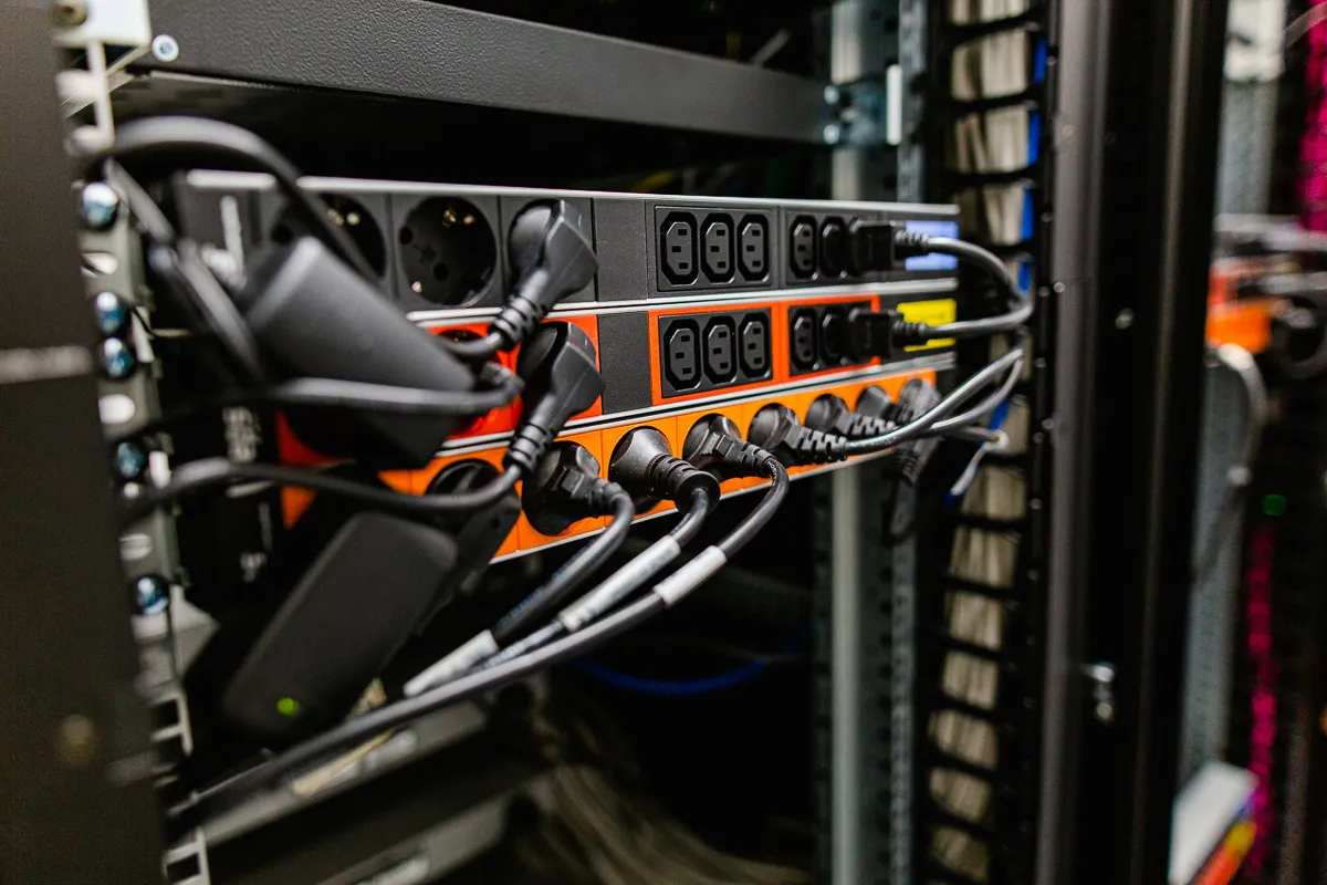 Neuer Serverraum für Hörmann GesmbH Mondsee
