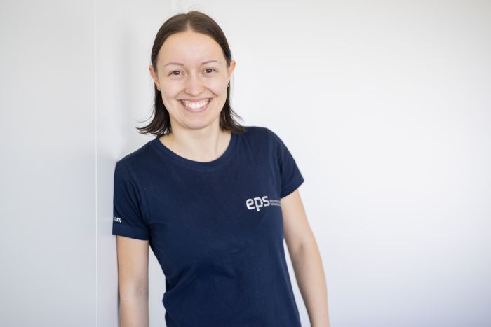 Hier sehen Sie Claudia Hackl, Logistik Warenmanagement bei EPS