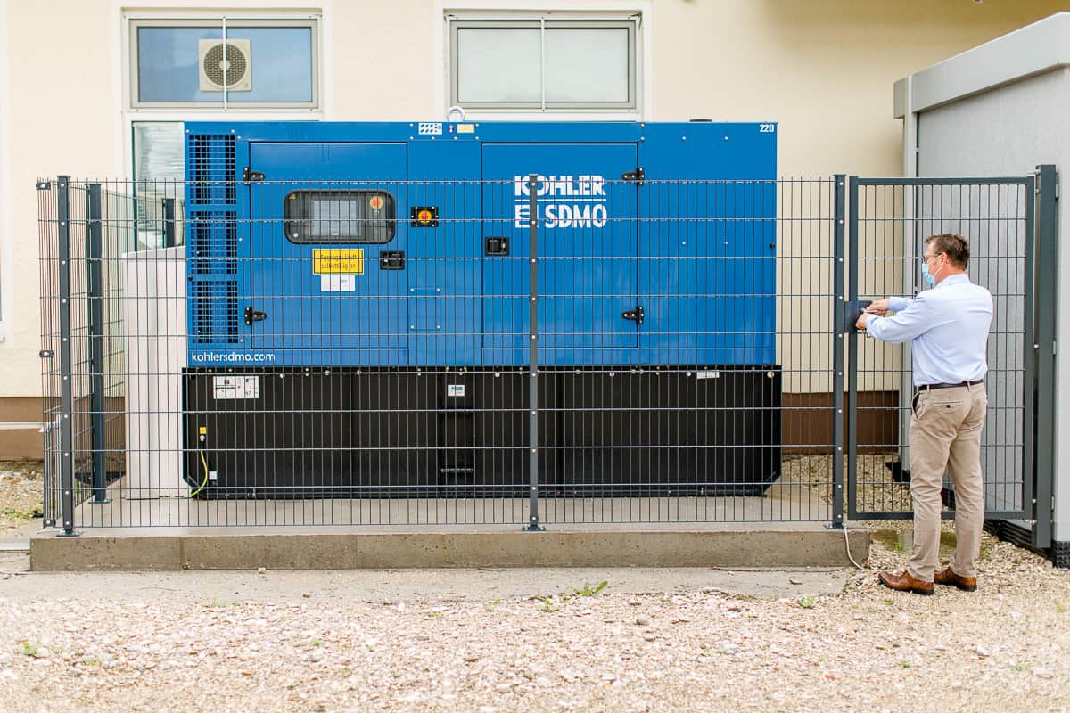 Rental and leasing 3 EPS-STIWA Emergency Power Generator Outdoor