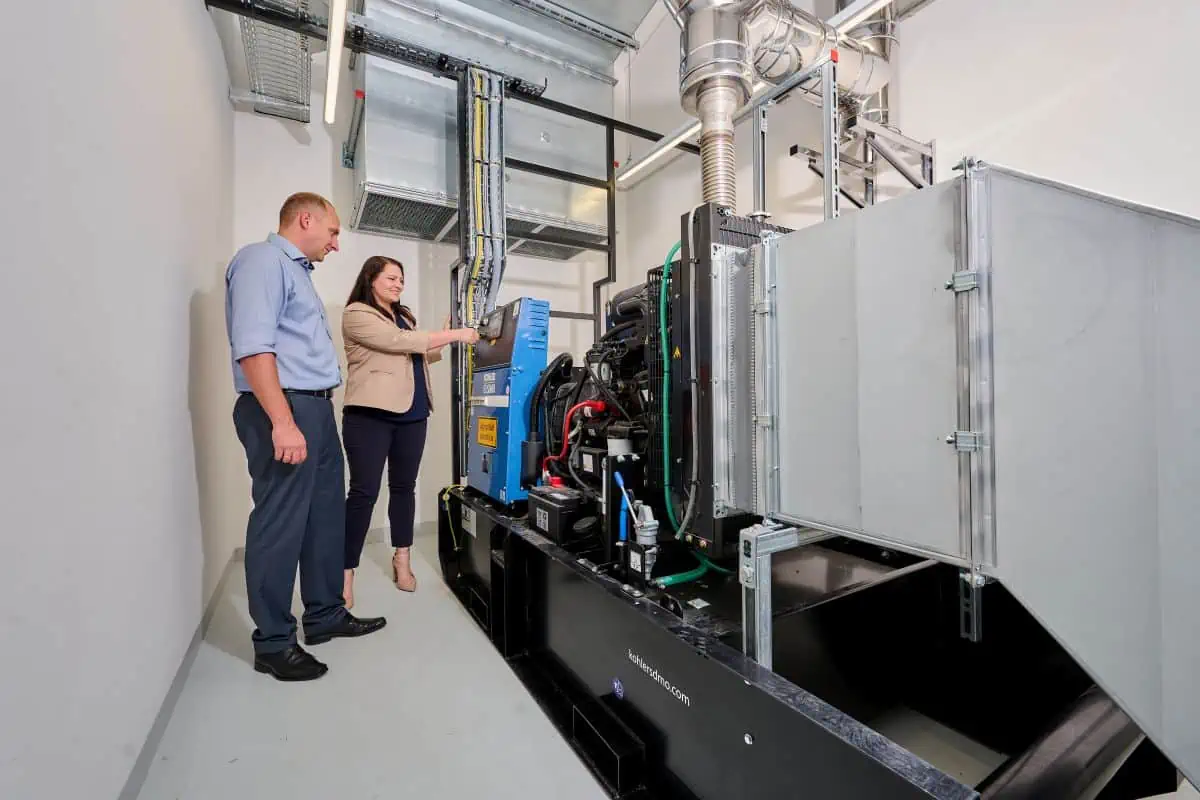 EPS_DE_Rechenzentrum_Infrastruktur_Stadtwerke_Waldkraiburg_sichere_Energieversorgung