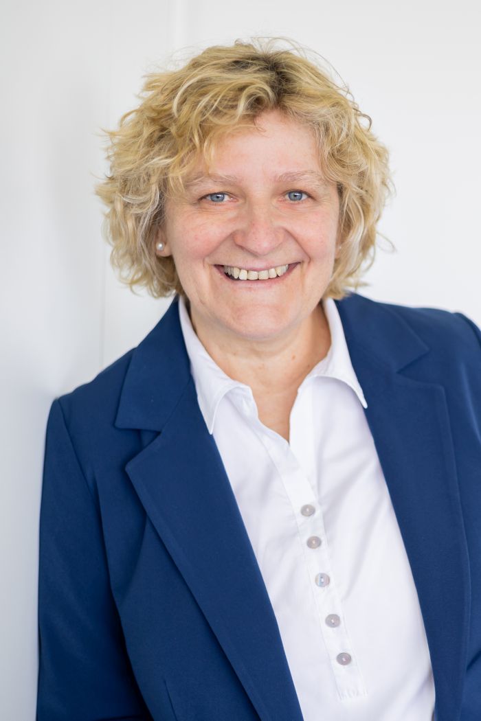 EPS-Petra-Waas-Office-Management