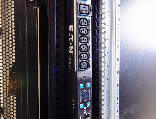 DataCenter Container DC Cont 10 Transfer- und Bypass-Schalter