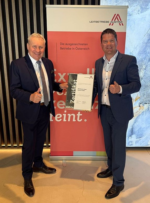 Josef Fruehwirth mit Peter Reisinger bei der Verleihung Leitbetriebe Austria