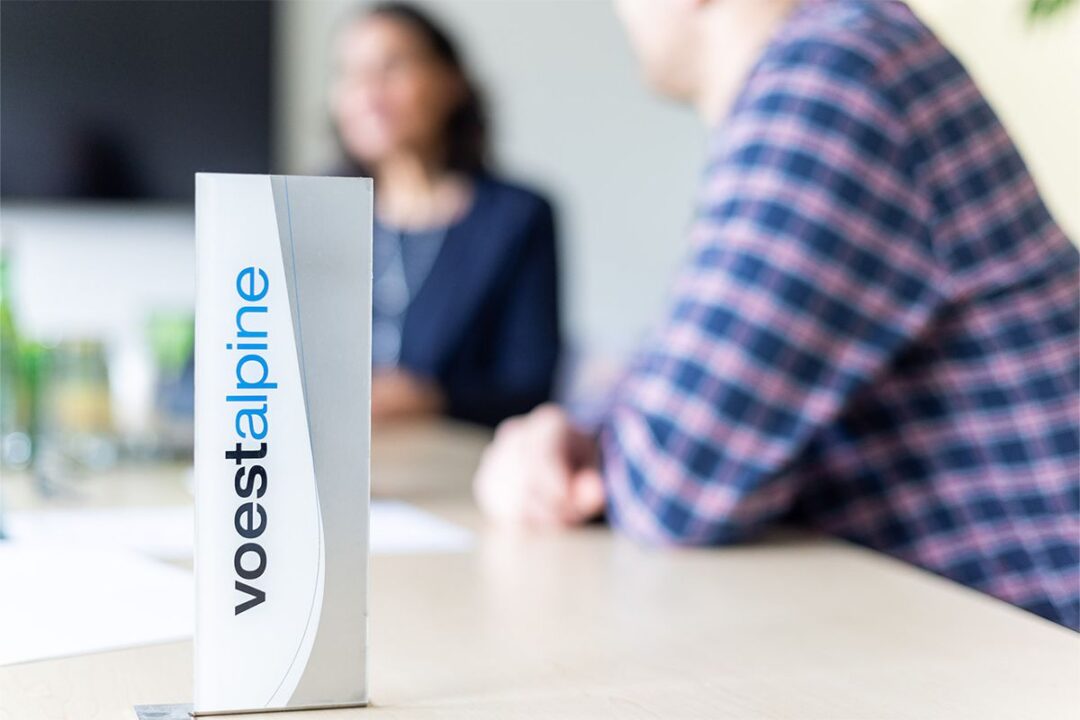 Display with voestalpine tubulars logo