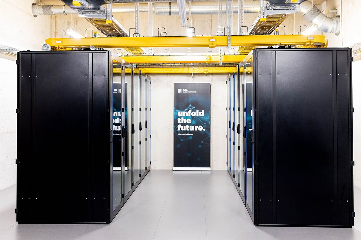 Serverraum bei SAL Silicon Austria Labs.