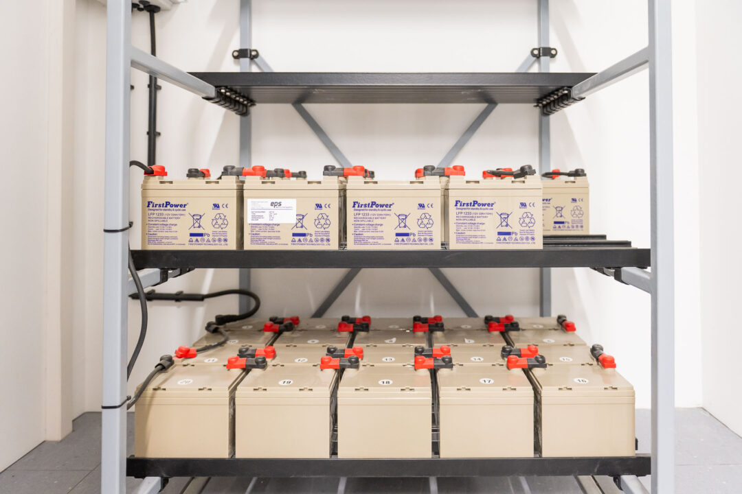 USV-Batteriesystem von EPS.