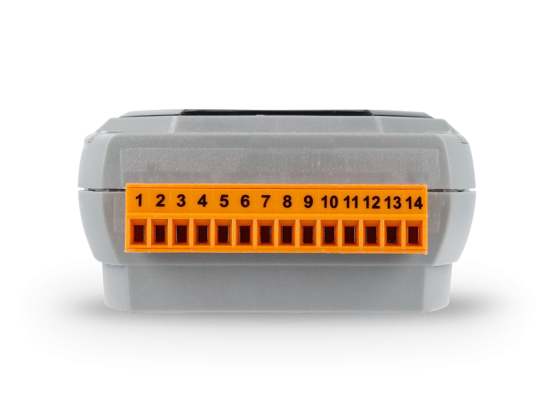 Rueckseite Monitoring System von Kentix mit 16 Alarmeingaengen.